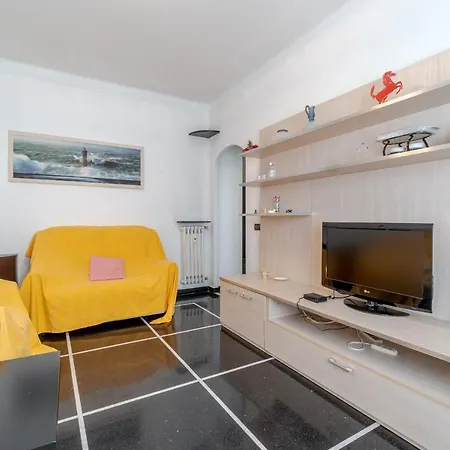 Castelletto Roomy & Functional Flat Апартаменты