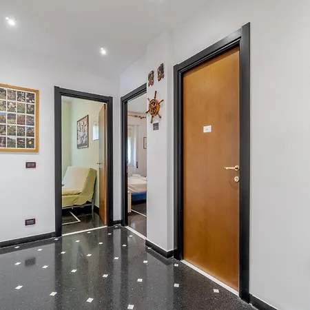 Castelletto Roomy & Functional Flat * Генуя
